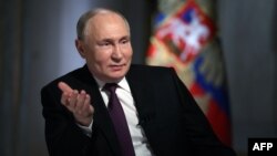 Президент России Владимир Путин дает интервью телеведущему и генеральному директору информационного агентства «Россия сегодня» (РИА Новости) Дмитрию Киселеву (без фото) в Кремле. Москва, 12 марта 2024 года