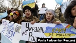 Акція проти анексії Криму Росією. Сімферополь, 10 березня 2014 року