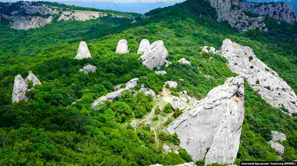 Так виглядає &laquo;Храм сонця&raquo; з гори Ільяс-Кая