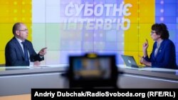 Міністр охорони здоров’я Максим Степанов та ведуча Інна Кузнецова. Програма «Суботнє інтерв’ю»