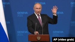 Президент Росії Володимир Путін під час пресконференції після саміту із президентом США Джо Байденом. Женева. 16 червня 2021 року