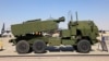 Американская ракетная установка M142 HIMARS на авиашоу в Дубае, ОАЭ, 15 ноября 2021 года