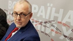 Юрій Макаров пояснює останні події в культурній сфері радше явищем «сержанта Петренка», ніж свідомими намірами влади