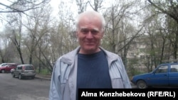 Зейнеткер Анатолий Селезнев. Алматы, 25 сәуір 2014 жыл.