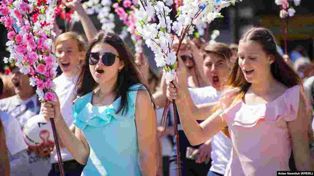 &laquo;Аксенову Сергію Валерійовичу ура!&raquo; &ndash;&nbsp;&laquo;Ура! Ура! Ура!&raquo;