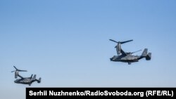 Конвертоплани США CV-22B Osprey в небі над Києвом