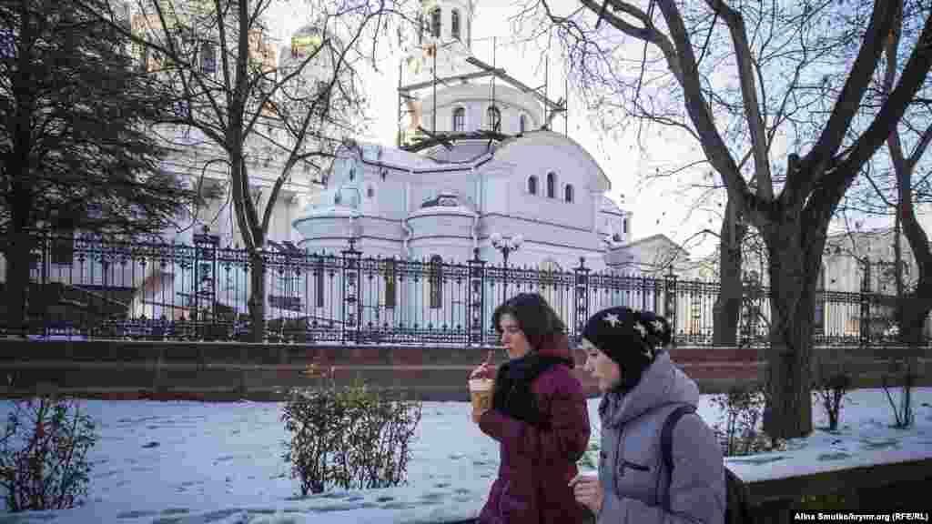 Будівництво нової частини Олександро-Невського собору