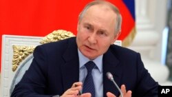 Путін оголосив воєнний стан у частинах чотирьох областей України, які перебувають під контролем Росії