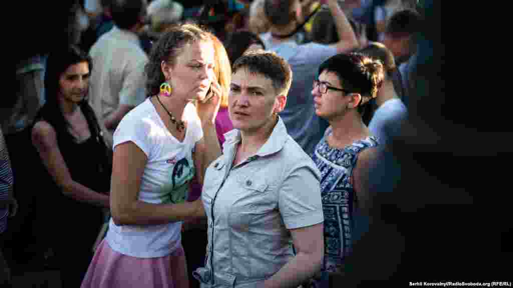 Серед активістів були і колишні російські політв&#39;язні &ndash; Надія Савченко та Геннадій Афанасьєв